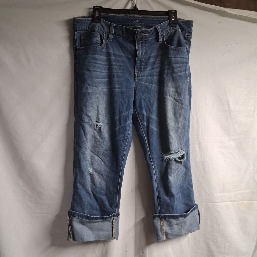 A.n.a Cropped Capis Size 32/14 Destressed